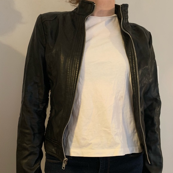 Leather jacket - Picture 3 of 3